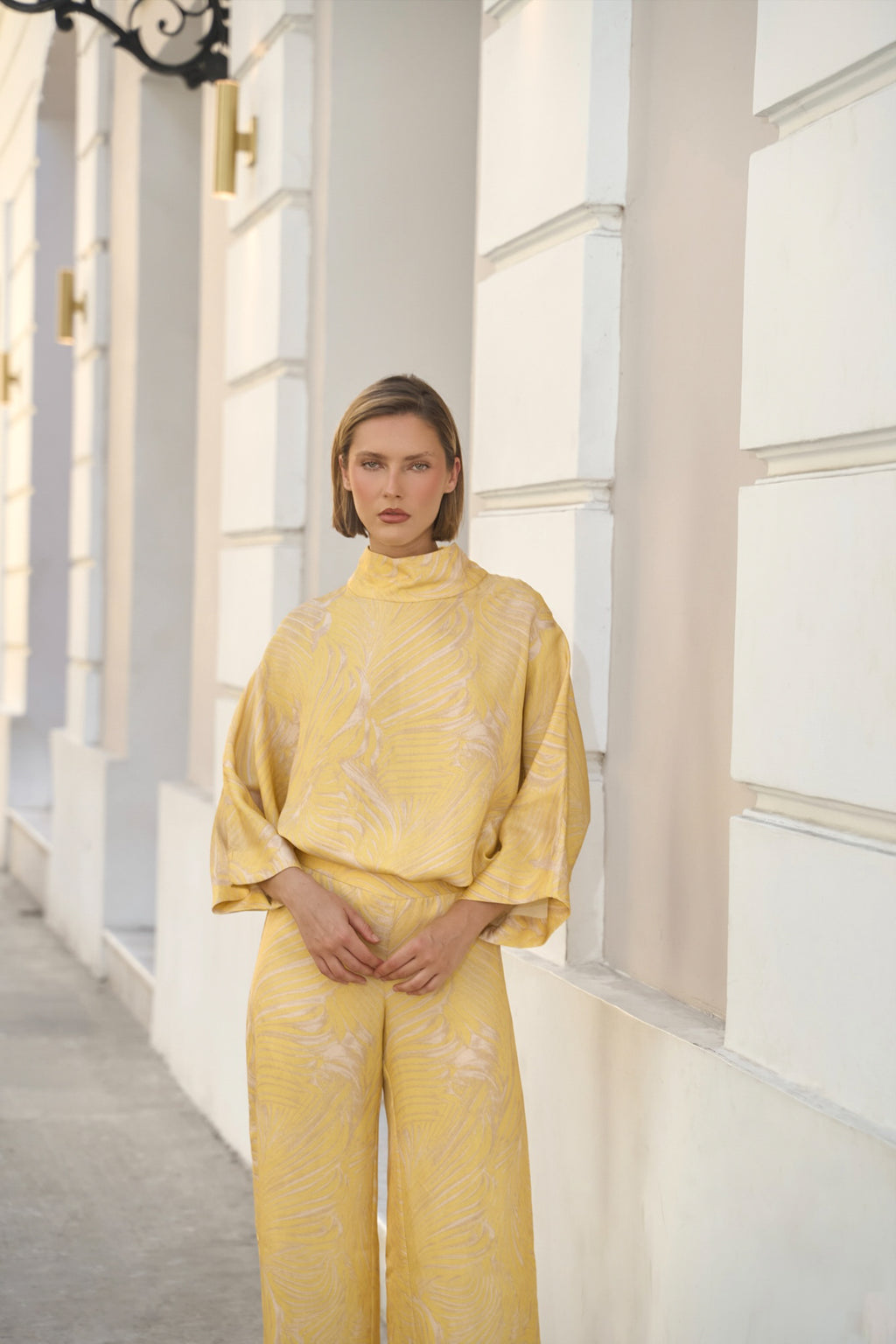 Ginebra Blouse in Butter Botanical Print — Casa Botanica, Tinta Latina