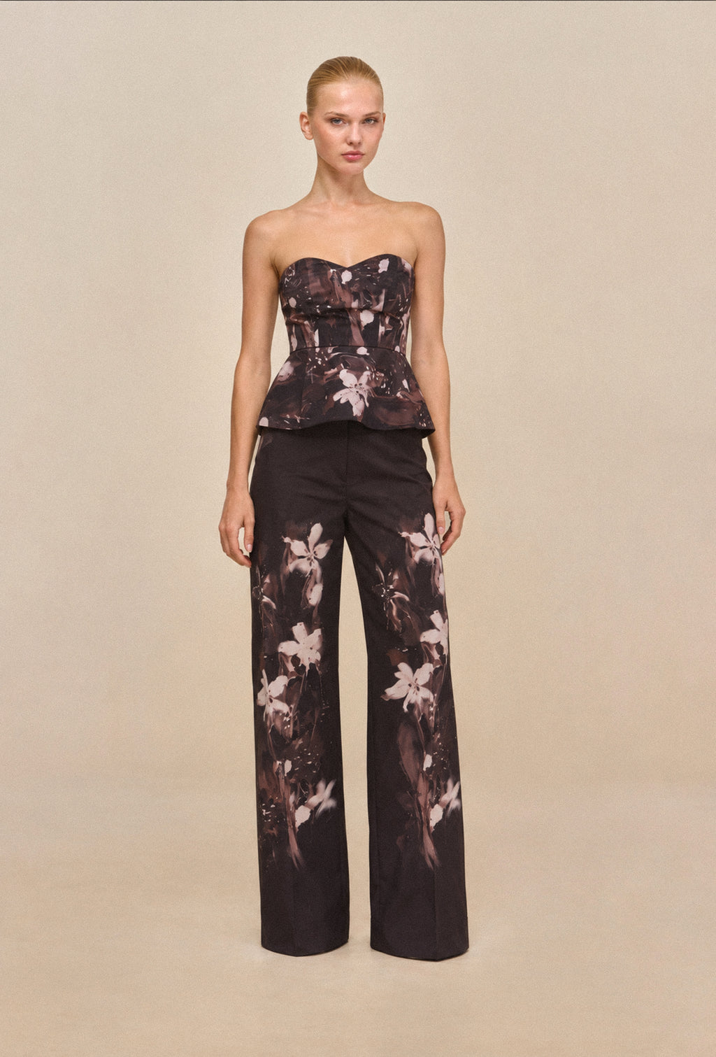 Toffe Pants in Chocolate Floral Print — Casa Botanica, Tinta Latina