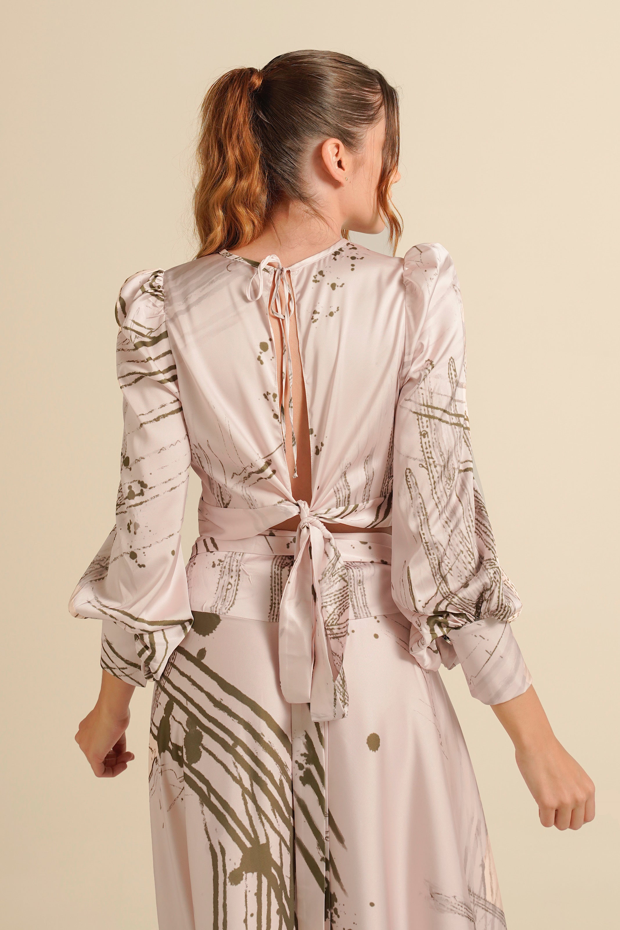 TUNDRA BLOUSE